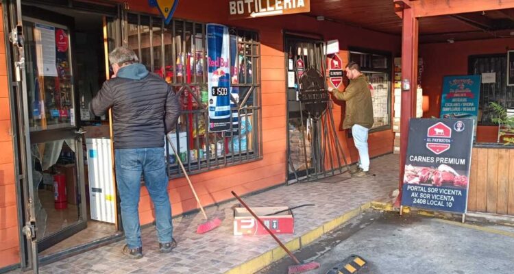 Roban botillería y carnicería de Los Ángeles