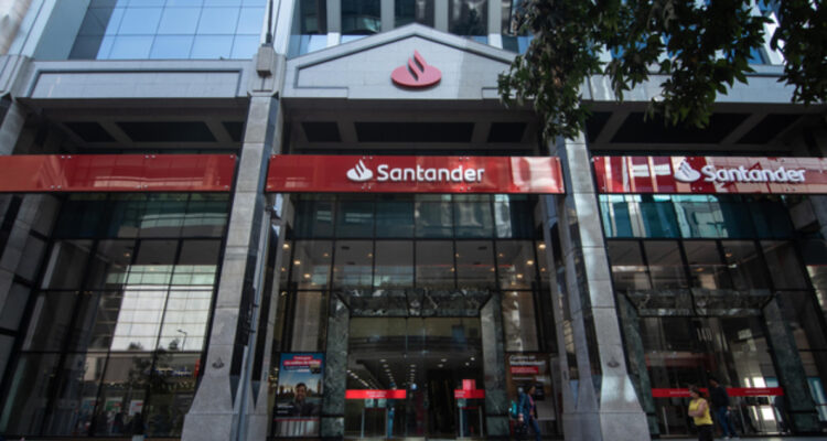 Santander se posiciona como el mejor banco para pymes