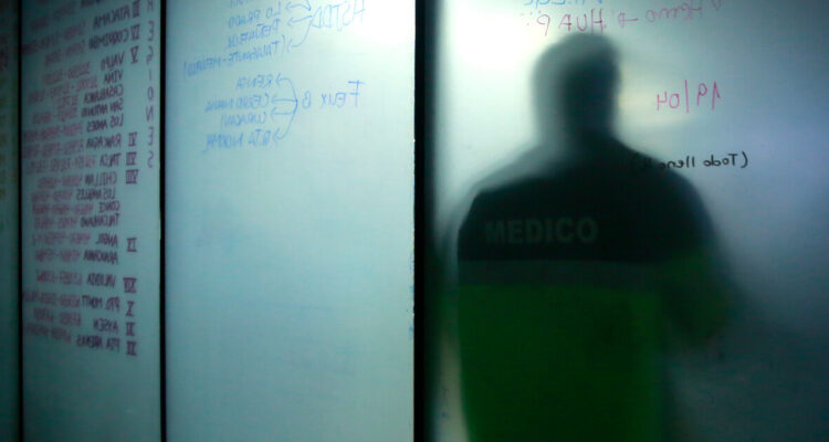 Vecinos denuncian falta de médico en posta rural de Talcamávida: deben viajar más de 25 km a Hualqui