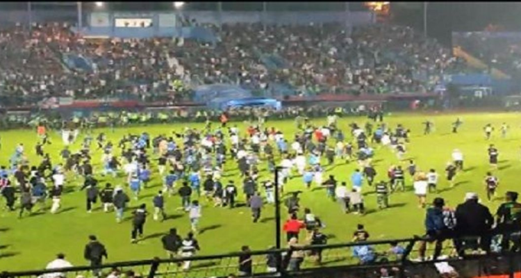 Tragedia en fútbol de Indonesia