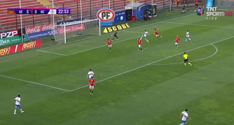 Zampedri marca el primero para la UC ante Unión Española.