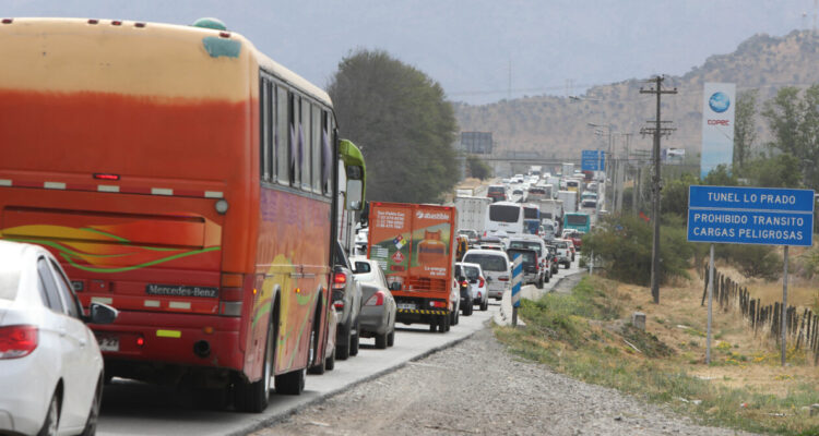 Positivo balance por masivo ingreso de vehículos a región de Valparaíso: no han ocurrido accidentes