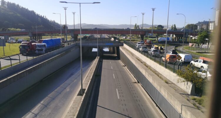 congestión-vehicular-en-general-bonilla-tras-inundación