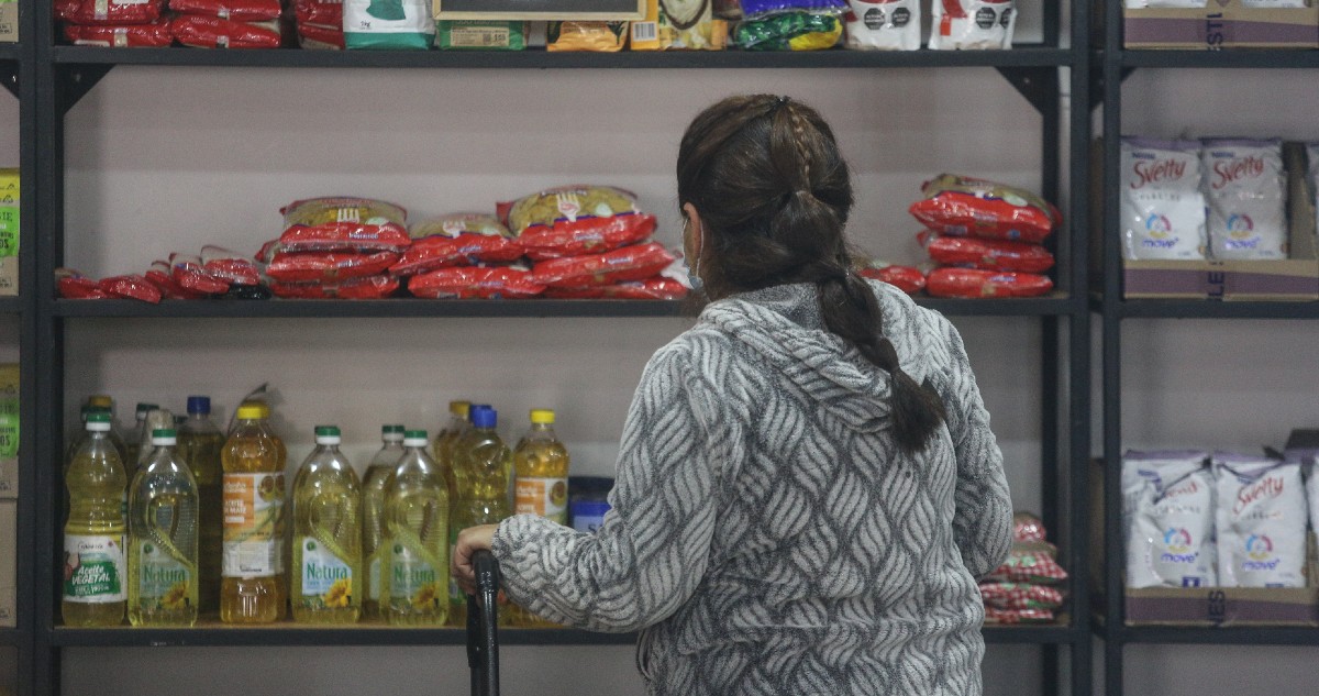 Precio de canasta básica sigue elevado, pero moderando escalada
