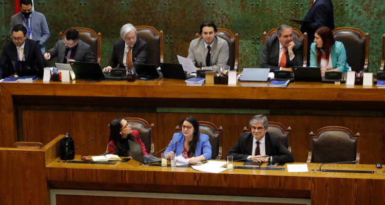 Crecería 4,2%: Cámara aprueba en general Ley de Presupuesto 2023 y presentan casi 700 indicaciones