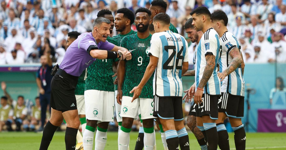 Periodistas trasandinos rechazaron el penal a favor de Argentina.