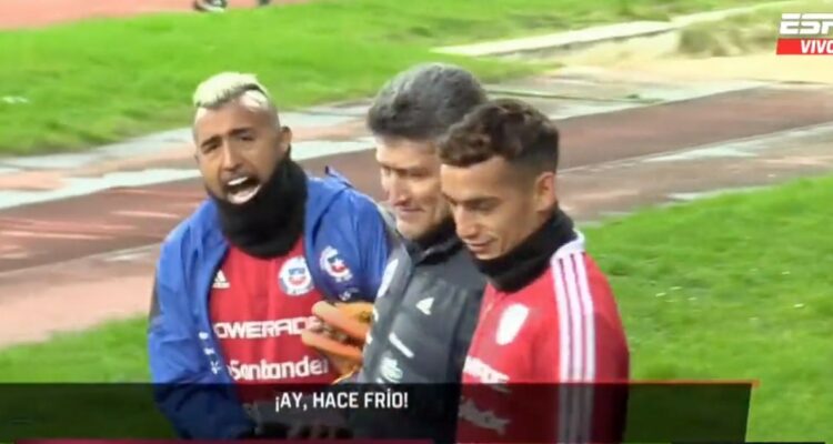Arturo Vidal y su divertida queja en la antesala al amistoso con Eslovaquia