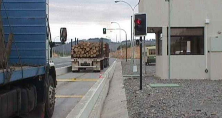 Delincuentes armados intentan asaltar patio de estiba en autopista que une Concepción con Cabrero