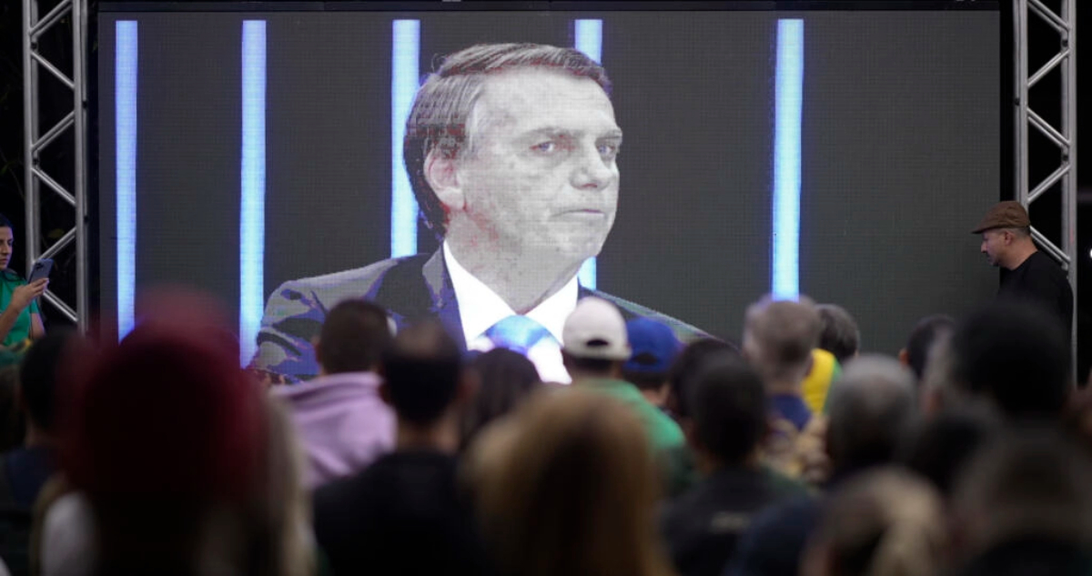 Bolsonaro, un presidente “prácticamente desaparecido” tras derrota electoral en Brasil