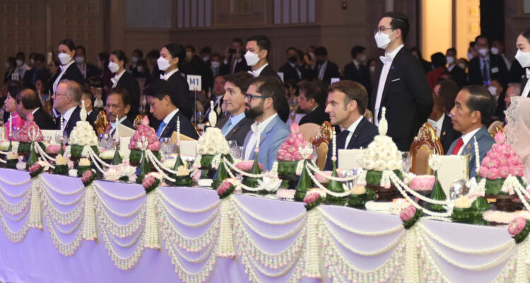 Boric debuta en la APEC en Reunión de Líderes y se reúne con presidente de Vietnam