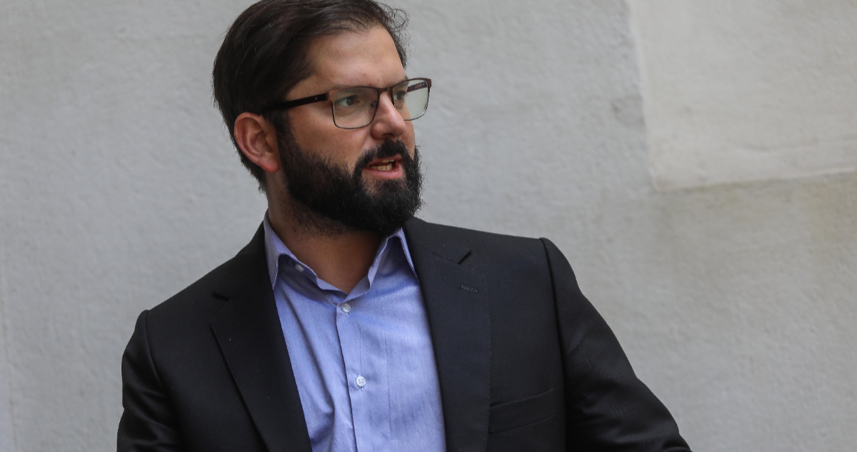 Pdte Boric lidera cambio de mesa directiva en Convergencia Social Somos herramienta de cambio