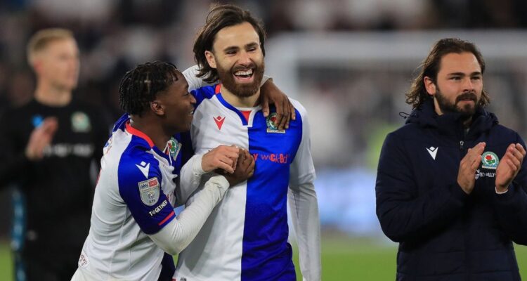 Ben Brereton marcó un golazo en gran avance de Blackburn en EFL Cup