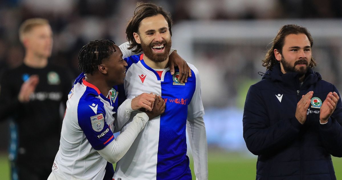 Ben Brereton marcó un golazo en gran avance de Blackburn en EFL Cup
