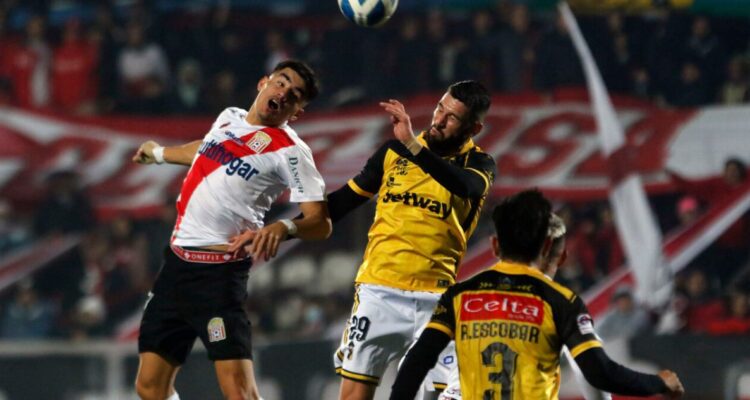Coquimbo Unido y Curicó Unido se miden por la última fecha del Campeonato Nacional.