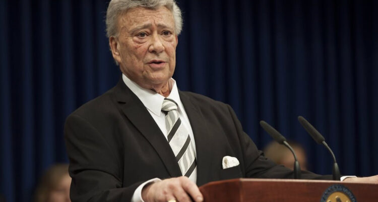 Candidato gana puesto en el Congreso de EEUU pese a estar muerto