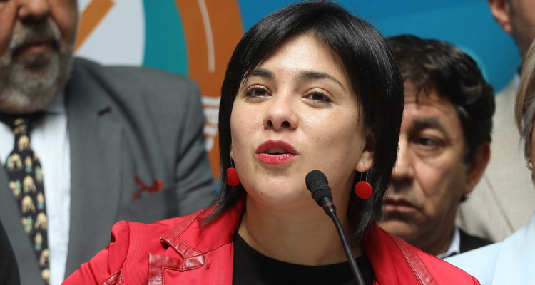 Cariola y sexto retiro