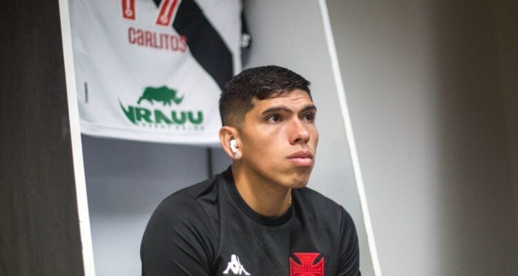 Carlos Palacios revoluciona a los hinchas de Colo Colo con mensaje