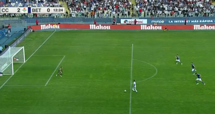 Hinchas nacionales impactados con el rendimiento del Real Betis.