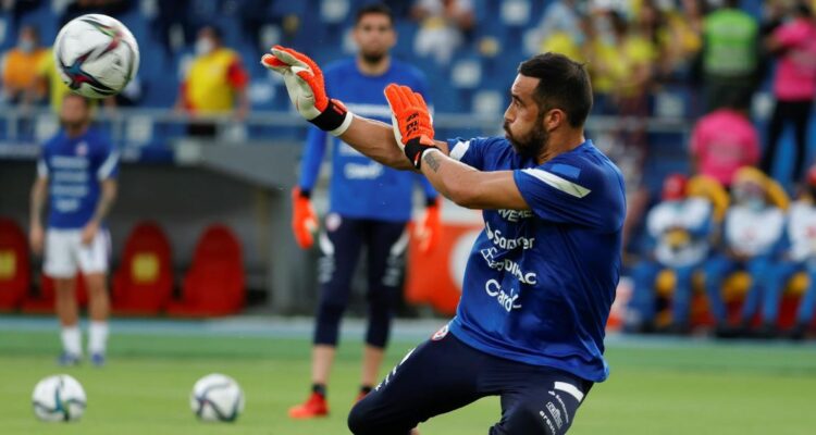 Claudio Bravo y su sincera respuesta sobre si verá el Mundial de Qatar