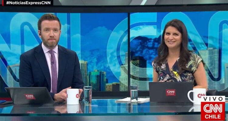 Chascarro de periodistas de CNN Chile