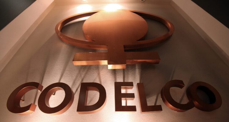 Codelco proyecta incorporar a más de 3 mil mujeres al 2027