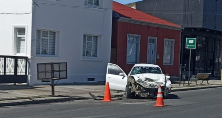 Conductor drogado y ebrio deja en riesgo vital a mujer en Punta Arenas.