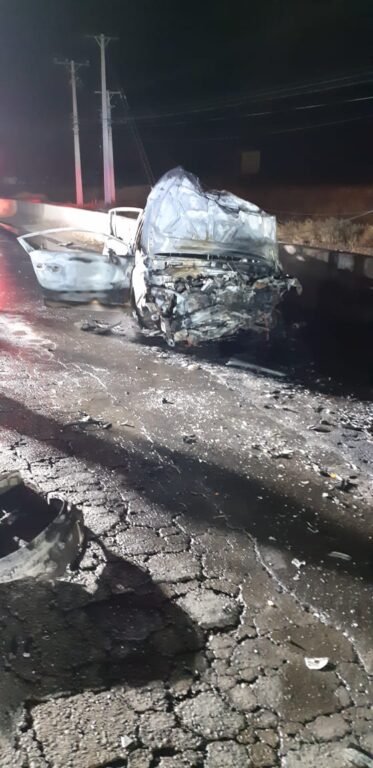 Vehículos destruidos tras colision frontal provocada por conductor ebrio en Quilicura