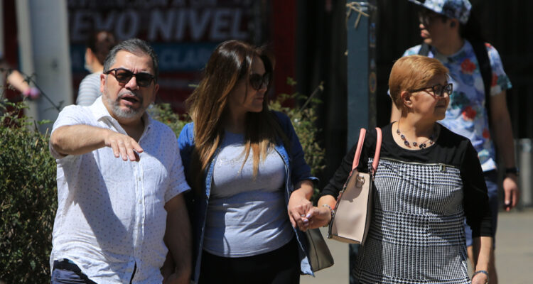 Chile registra 6.930 casos nuevos de Covid-19: región de Ñuble tiene la tasa de incidencia más alta