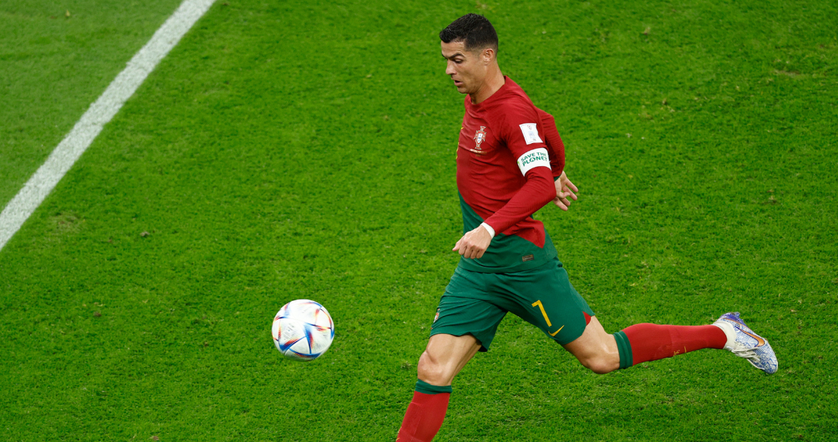 Cristiano Ronaldo se luce en el duelo ante Uruguay.