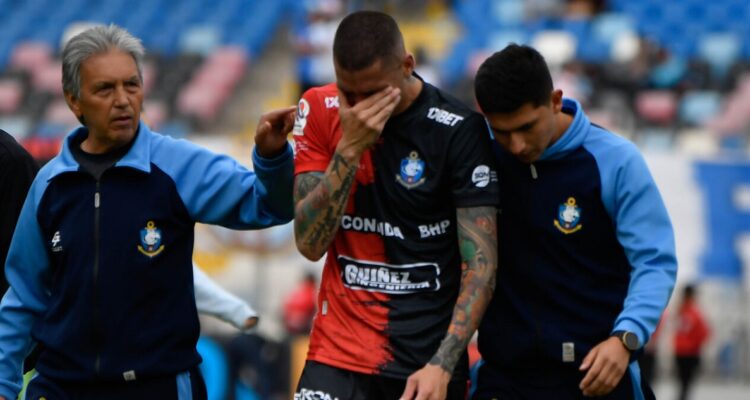 Deportes Antofagasta rechazó su descenso y no descarta acciones para revertir fallo.