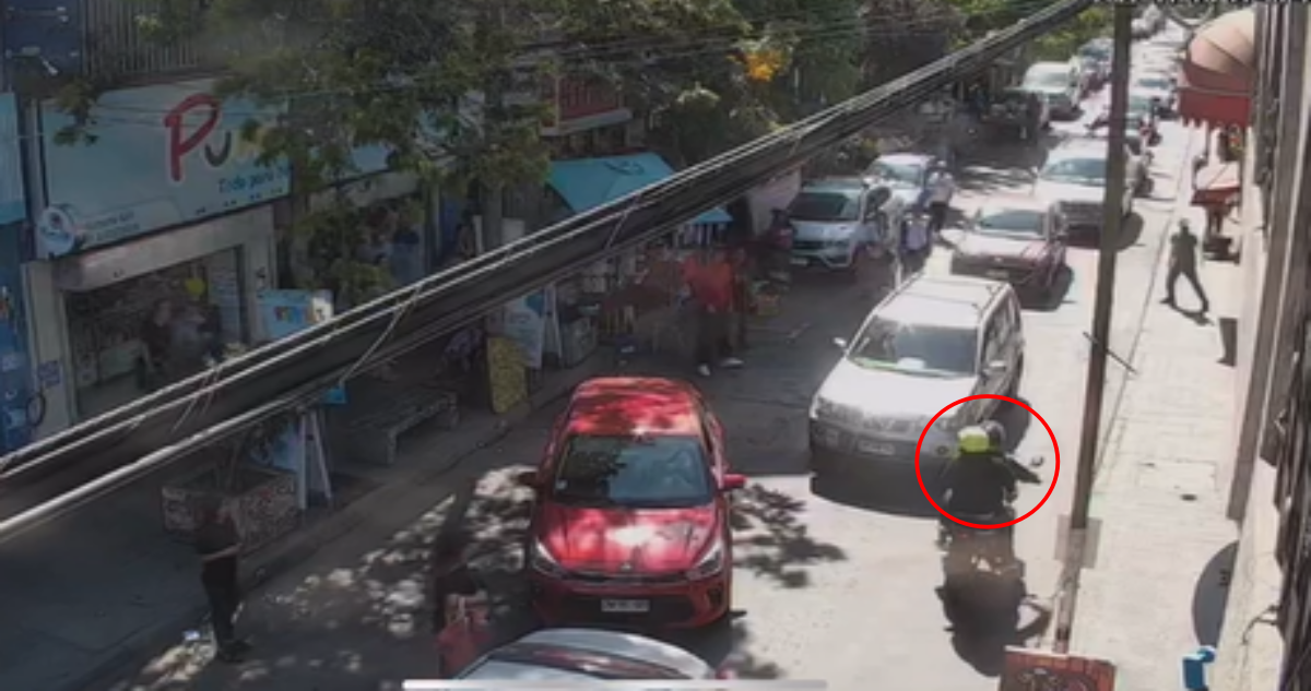 Detienen a motochorros acusados de robar $50 millones en salida de banco en Recoleta
