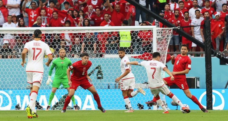 Dinamarca vs Túnez.