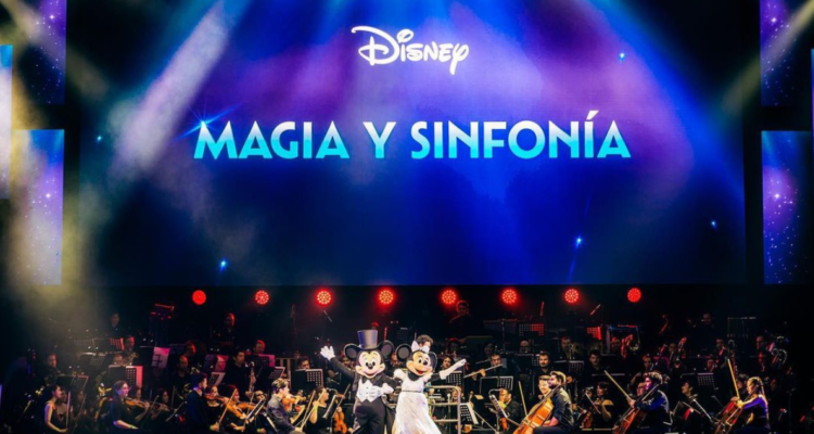 Fotografía del espectaculo Disney on Ice de la productora Bizarro. Filarmonica de Chile