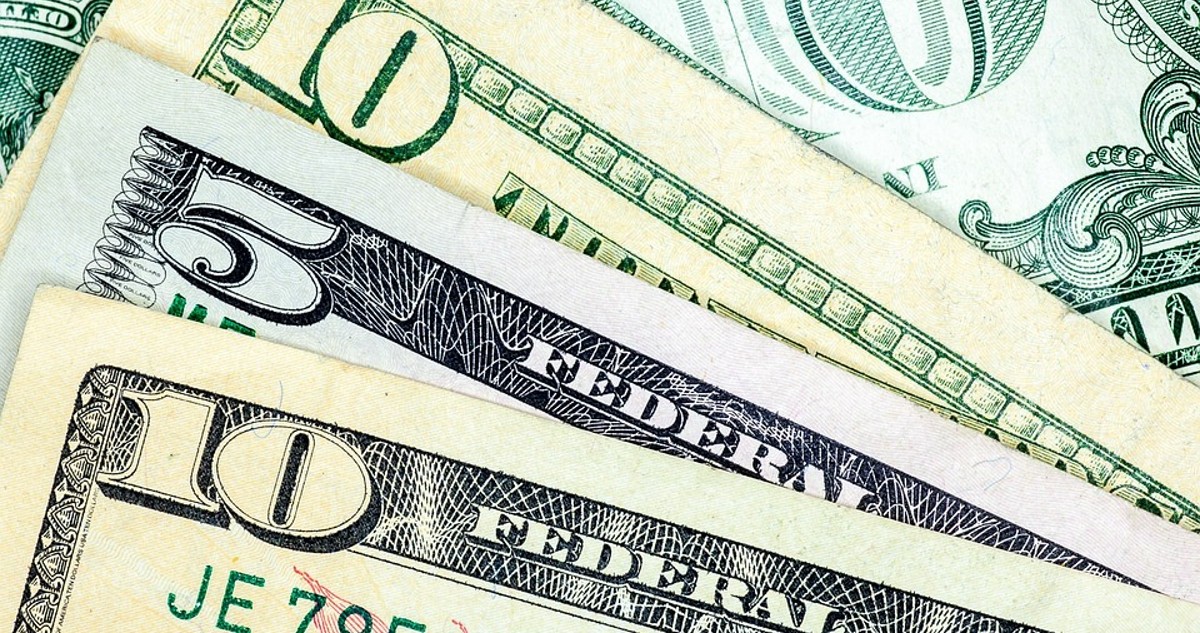Dólar opera a la baja en post de Día de Acción de Gracias en EEUU y cobre recibe impulso desde China