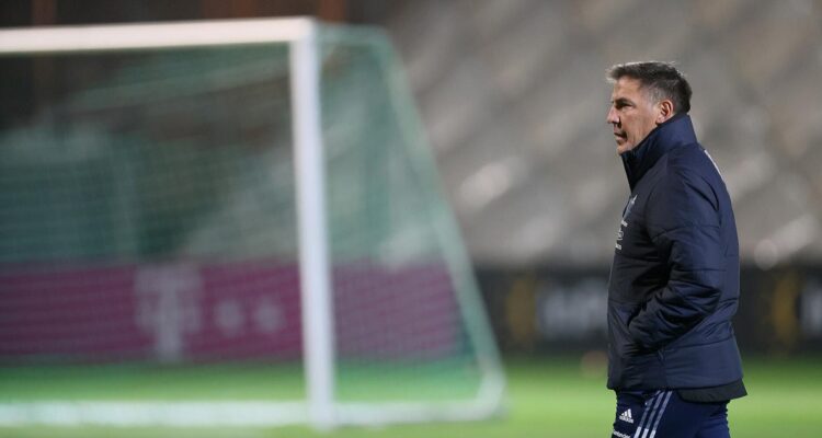 Eduardo Toto Berizzo lamentó la derrota con Polonia