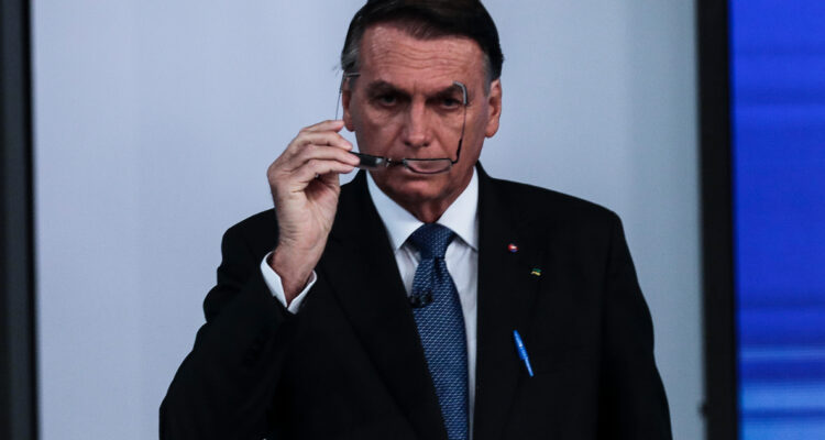 Erisipela la enfermedad cutánea que afecta a Jair Bolsonaro y le impide salir de su residencia