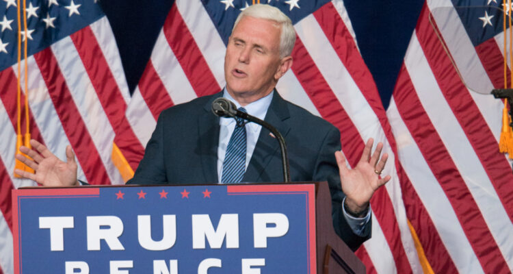 Exvicepresidente revela presiones de Trump por no reconocer a Biden: “Te recordarán como un cobarde”