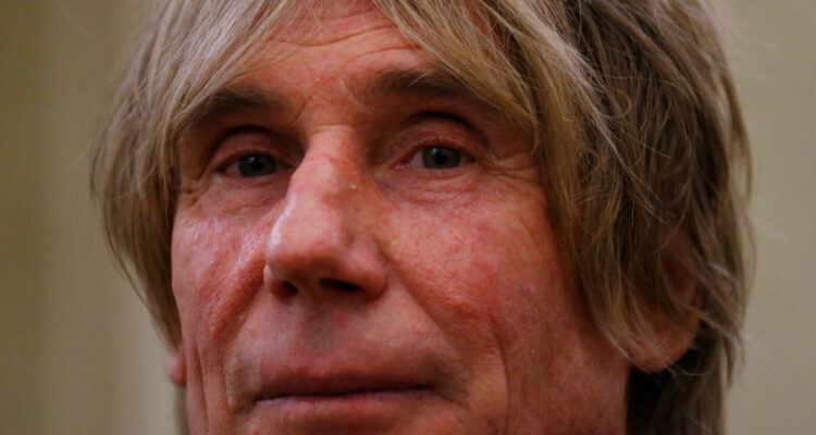 Falabella logra acuerdo con FNE por caso de interlocking con Hernán Büchi renunciará al directorio