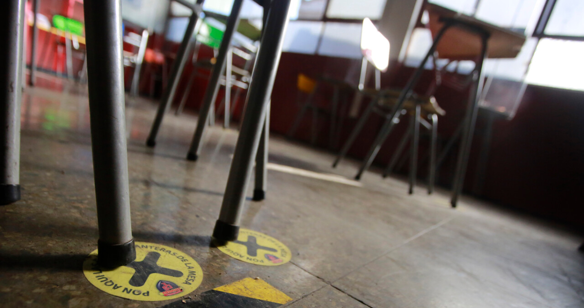 Deuda por cuenta del gas deja sin clases a cinco colegios de Punta Arenas