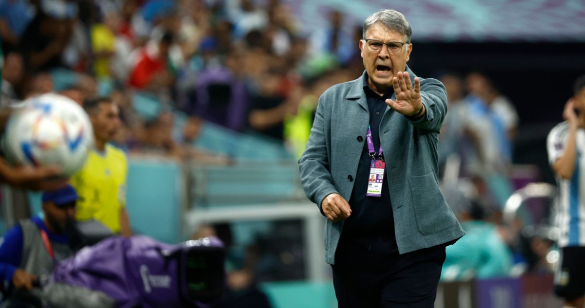 Gerardo Martino fue acusado de dirigir a favor de Argentina.