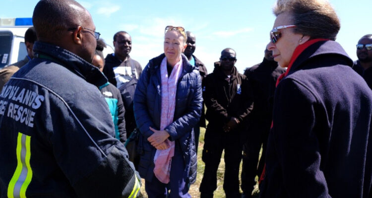 Gobierno argentino acusa a princesa Ana de UK de “presencia colonial” por visita a las Malvinas