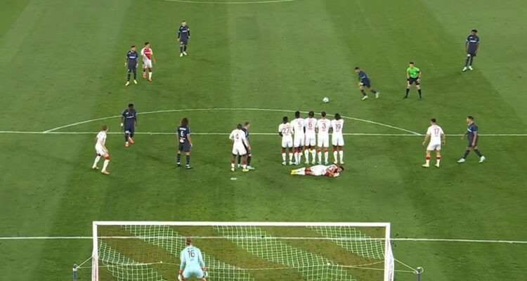 Alexis Sánchez anotó golazo ante AS Mónaco.