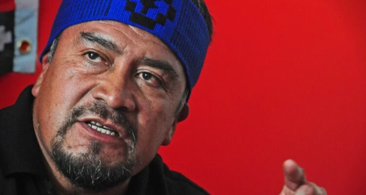 Gremio de gendarmes llama a no ceder ante huelga de hambre líquida de Llaitul en apoyo a su hijo