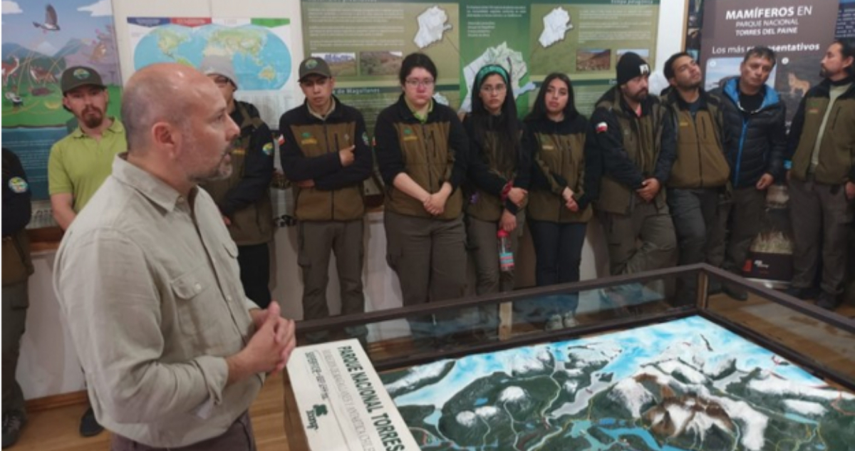 Paro de guardaparques vivirá jornada clave tras reunión con director nacional de Conaf