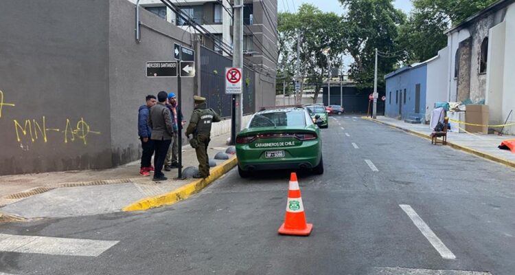 Hombre en situación de calle es asesinado en Estación Central tras robo de sus pertenencias
