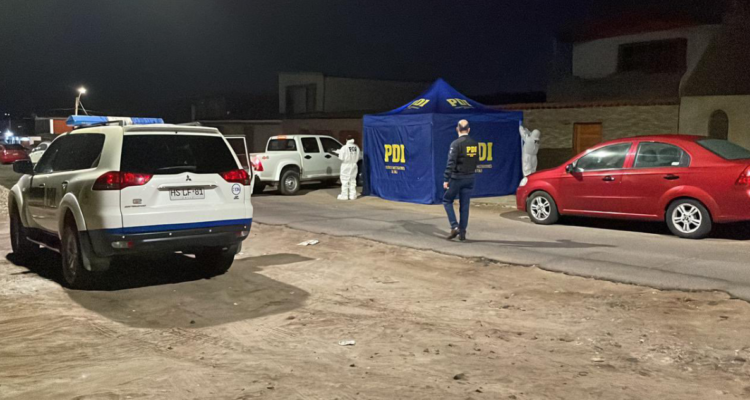 Indagatorias de la PDI en el sitio del suceso en Arica.