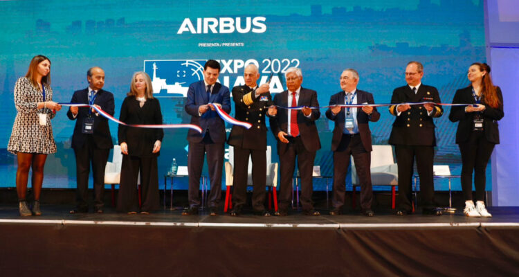 Inauguran la feria ExpoNaval 2022 en Valparaíso