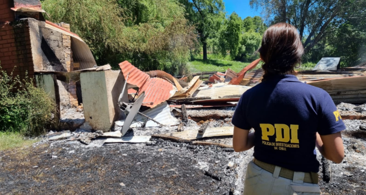 Incendio consume casa patronal en Lautaro