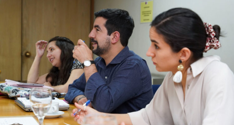 Indap desarrolla encuentro entre dirección nacional y organizaciones sociales