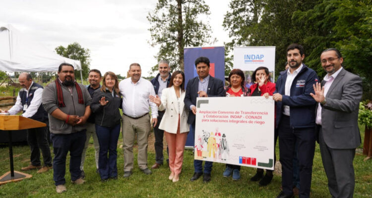 Indap y Conadi amplían convenio de cooperación para obras de riego